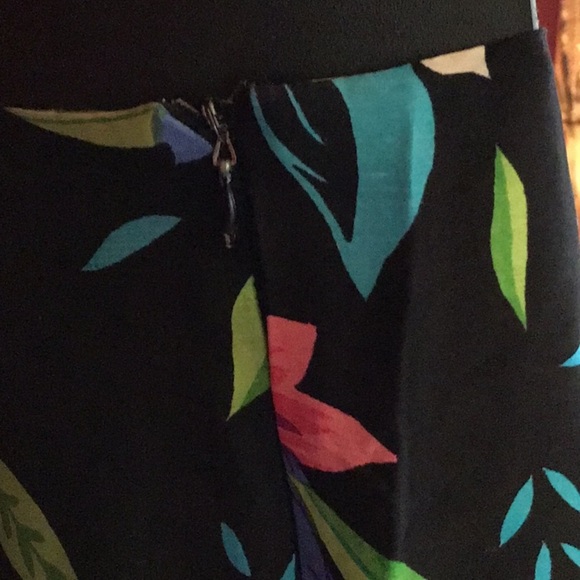 SLB 100% SILK FLORAL CAPRI SIZE 10 - Picture 4 of 4